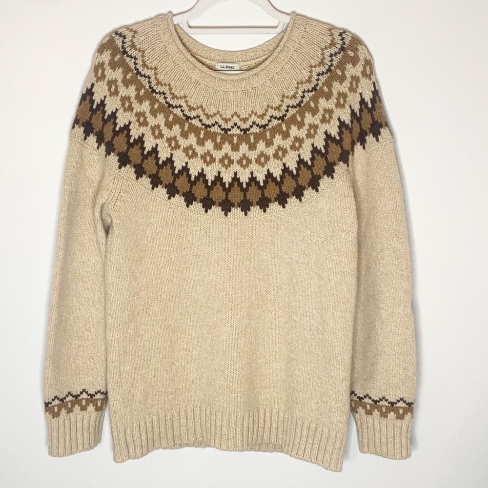 L.L. Bean Cream and Brown Crewneck Lambswool Sweater